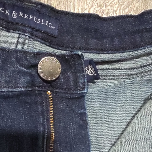 Rock & Republic Women's Size 16M Skinny Kashmiere Denim - Picture 3 of 11